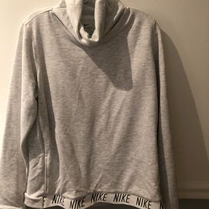 grey nike sweatshirt
